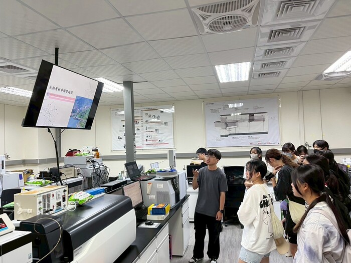 2025.07.03 女性科學家實驗室參訪動手體驗營圖片